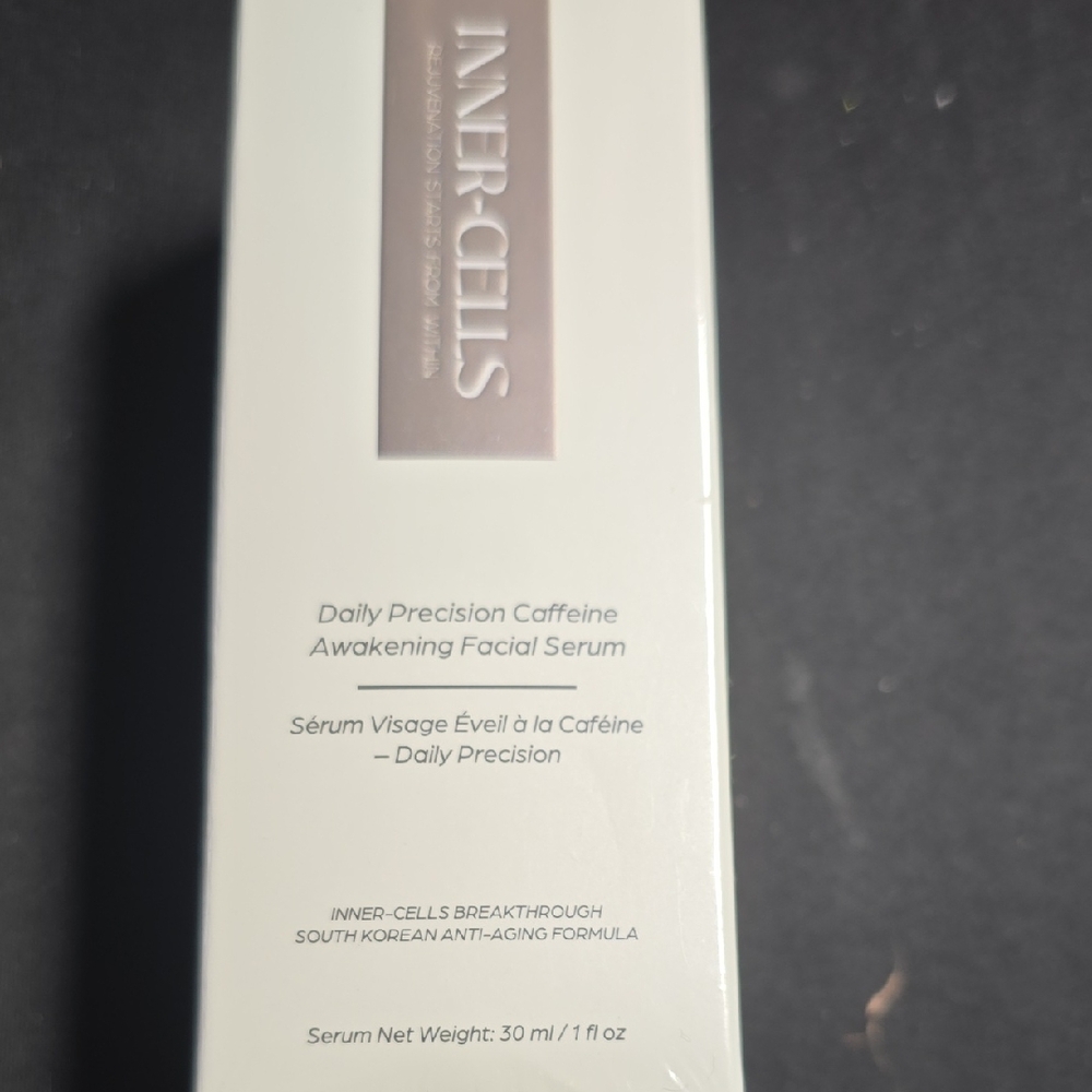 Daily Precision Caffeine Facial Serum - White